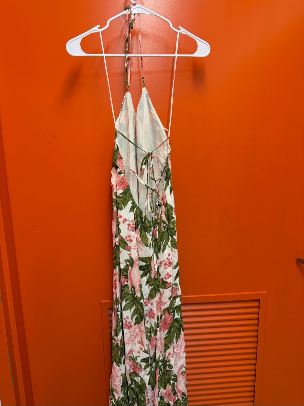 Reformation - Tova Dress in tropical floral - 6 - Picture 5 of 7